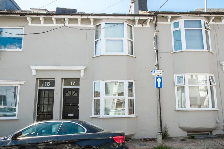 6 bedroom house for rent Edinburgh Road, Brighton, BN2 3HY UniHomes
