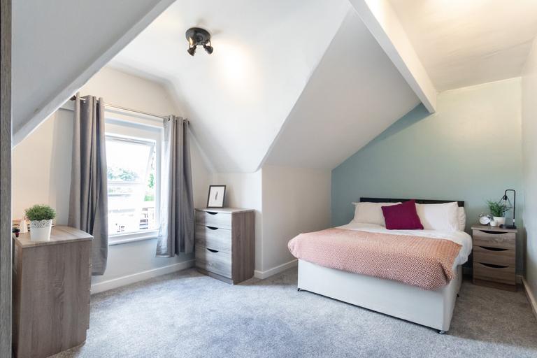 7 bedroom house for rent Cardigan Road, Leeds, LS6 1LJ UniHomes