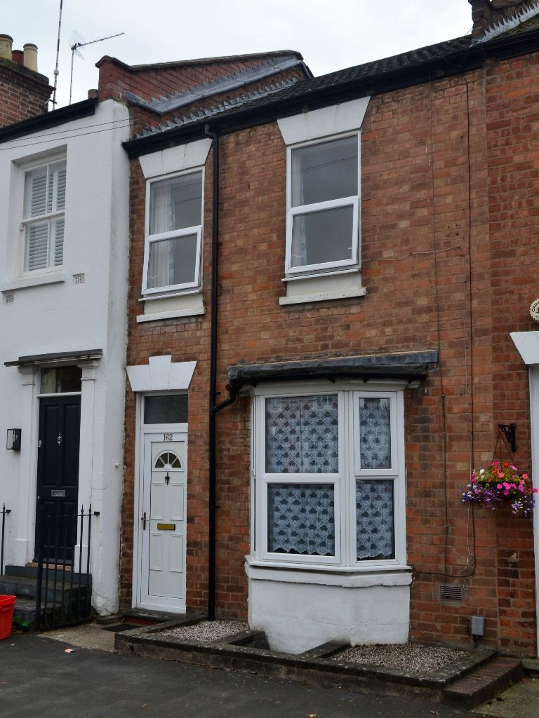 Leam Terrace, Town Centre, Leamington Spa, CV31 1DW