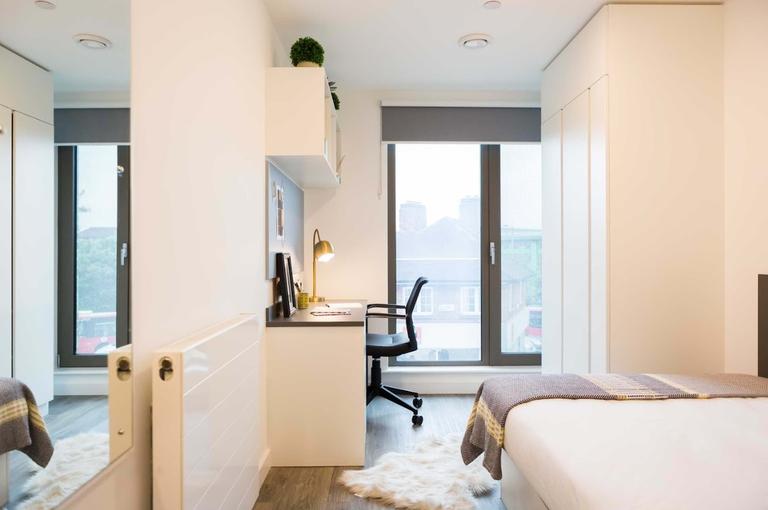 Westway, Hammersmith & Shepherd's Bush, London, W12 0PT