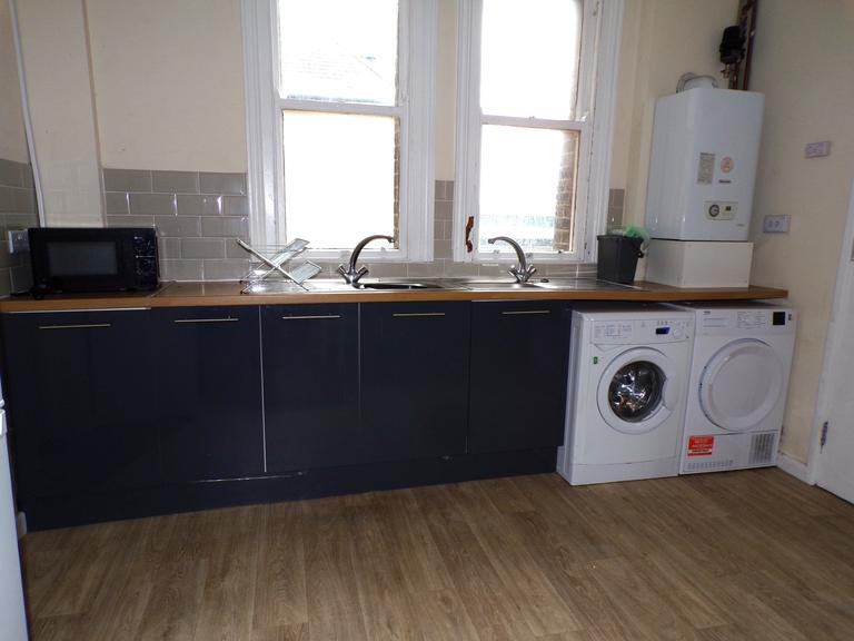 Aylward Street, Southsea, Portsmouth, PO1 3PH