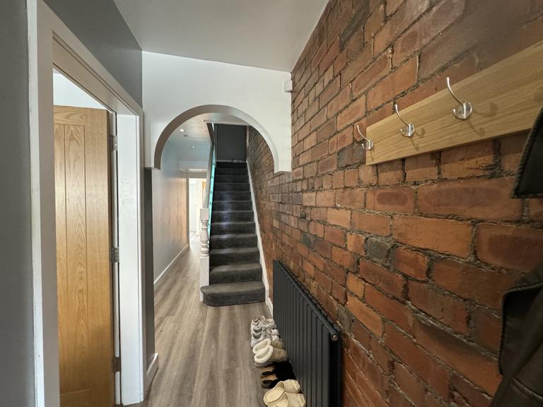 Estcourt Terrace, Headingley, Leeds, LS6 3EX