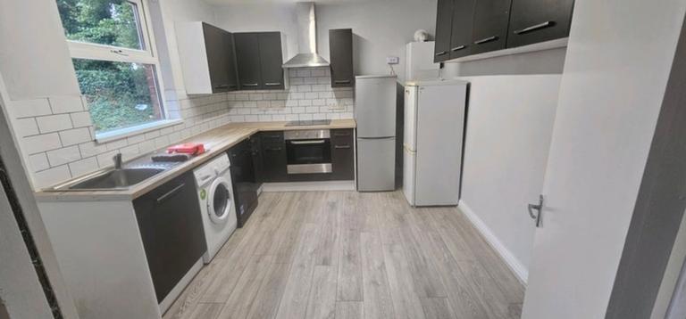 St. Michaels Terrace, Headingley, Leeds, LS6 3BQ