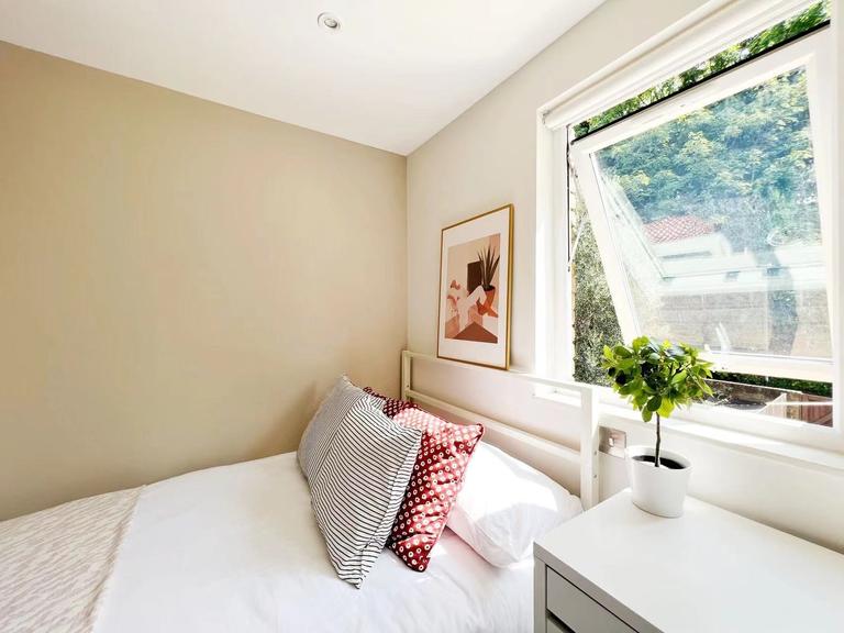 Culvert Road, Battersea, London, SW11 5AW