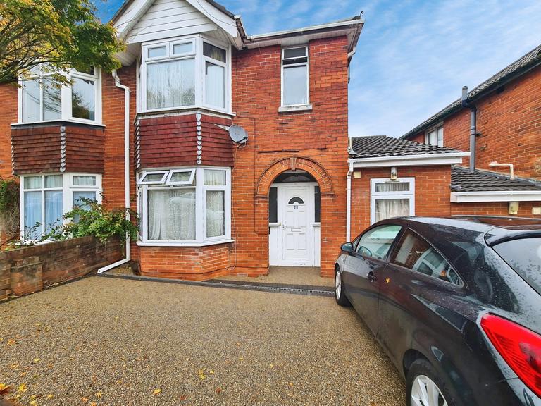 Sirdar Road, Highfield, Southampton, SO17 3SJ