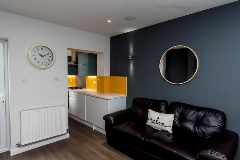 Cauldon Road, Shelton, Stoke-on-Trent, ST4 2ED