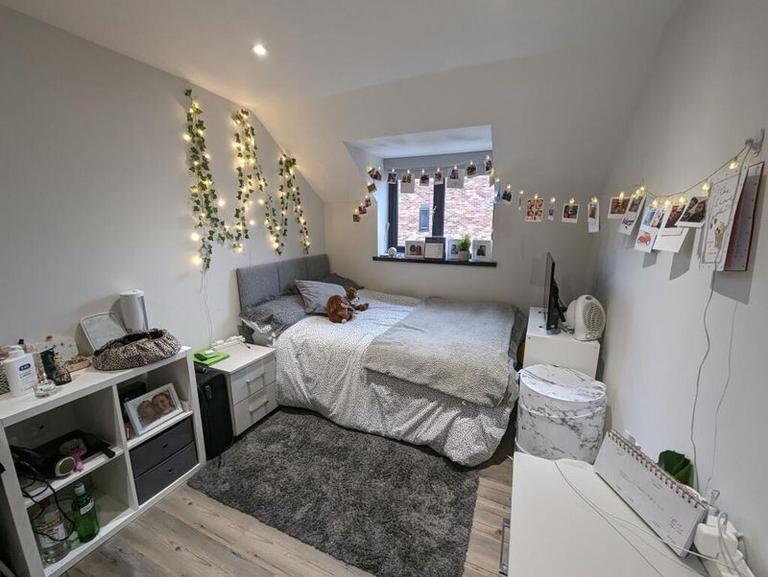 Filton Road, Stoke Gifford, Bristol, BS16 1QG
