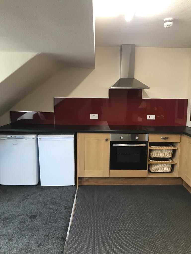 142 Nethergate, Central, Dundee, DD1 4EA