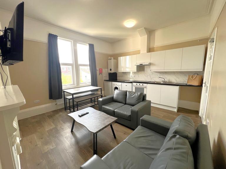 37 Belvoir Road, St Andrew's, Bristol, BS6 5DQ