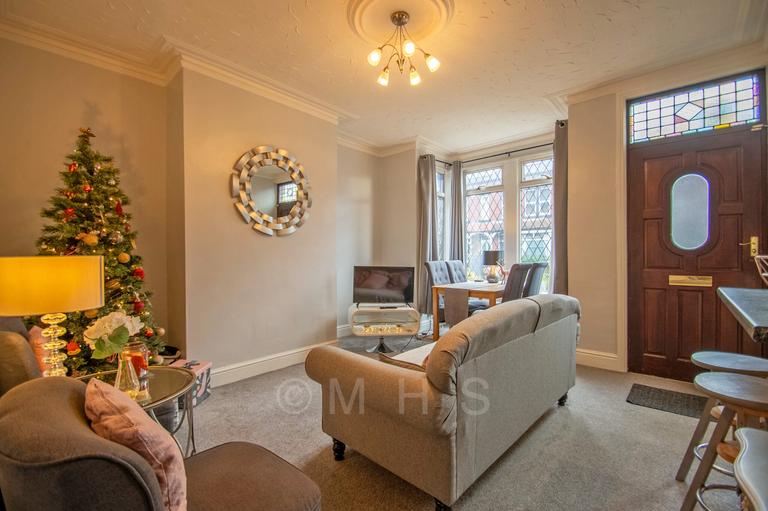 Morris Grove, Kirkstall, Leeds, LS5 3EZ