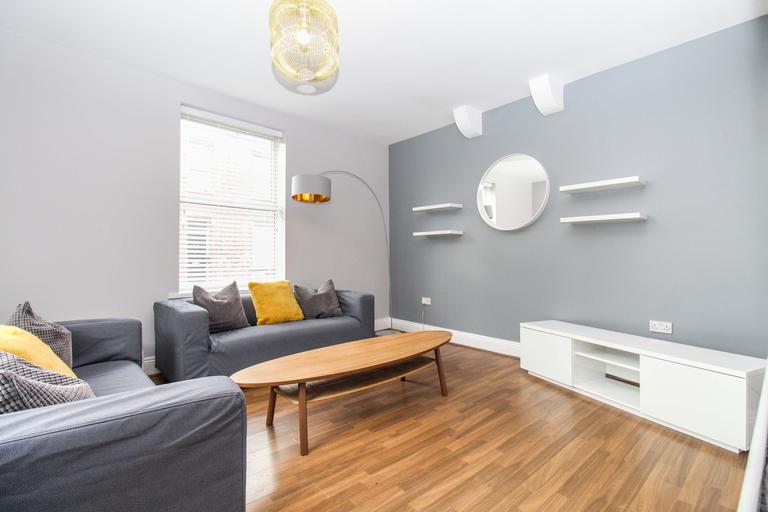 Harold Grove, Hyde Park, Leeds, LS6 1PH