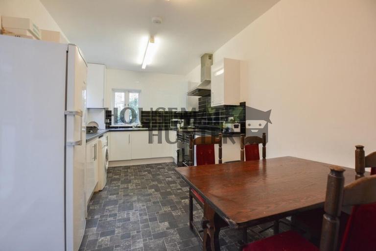 5 bedroom house for rent St. Albans Road, Leicester, LE2 1GF UniHomes