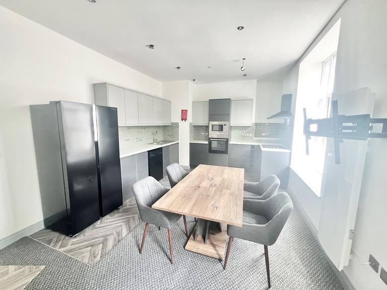 Walter Road, City Centre, Swansea, SA1 5RF