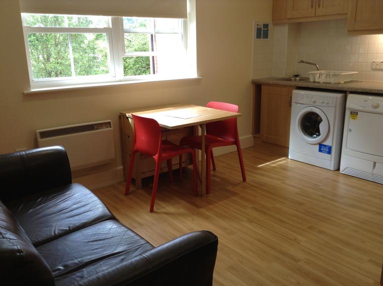 Barfield Close, Bar End, Winchester, SO23 9PH