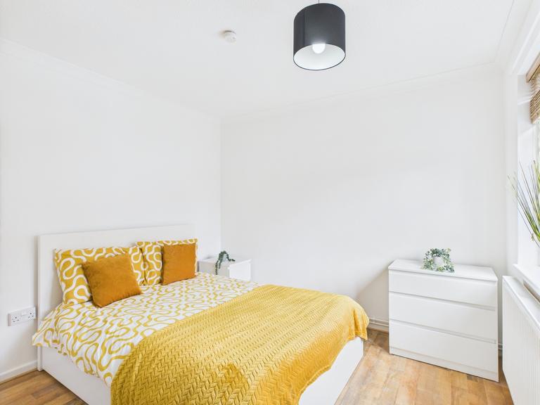 Harcourt Close, Golden Triangle, Norwich, NR3 1NJ