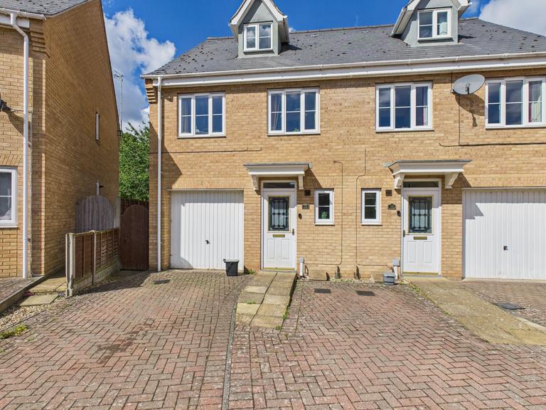 Roe Drive, North & West Earlham, Norwich, NR5 8BT