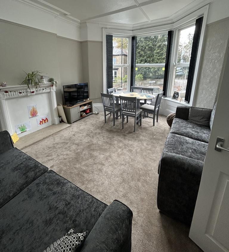 Roslin Road, Broomhill, Sheffield, S10 1FA