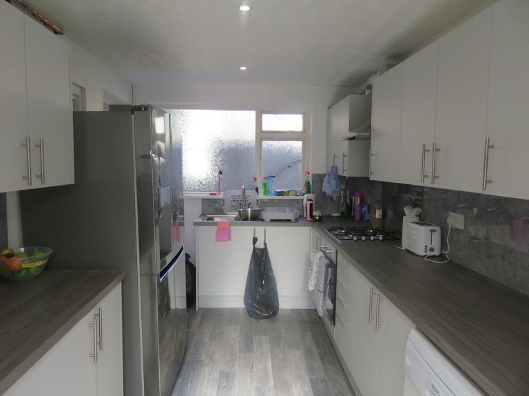 5 bedroom house for rent Harrington Drive, Nottingham, NG7 1JQ UniHomes