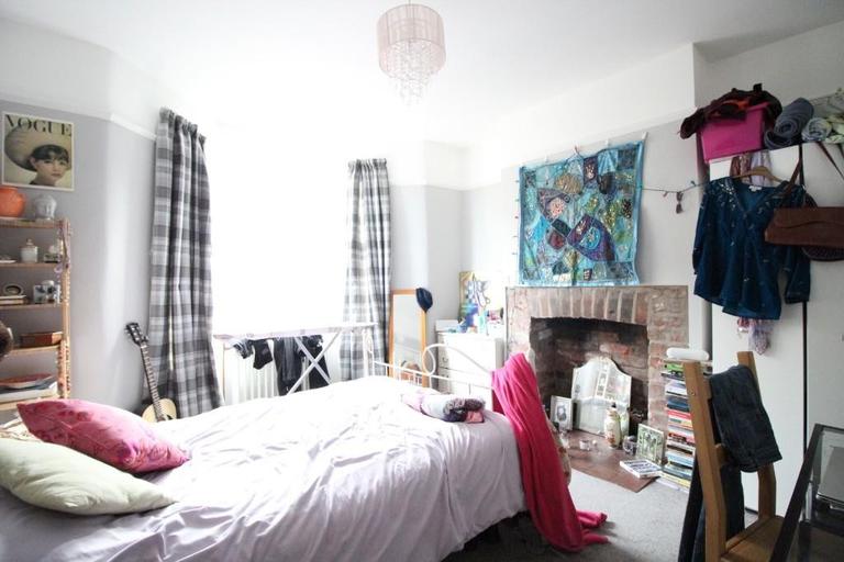 Edward Road, Brislington, Bristol, BS4 3ES