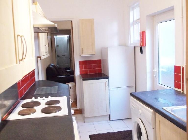 Bulwer Road, Clarendon Park, Leicester, LE2 3BU