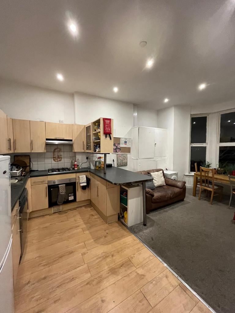 Beech Hill Road, Broomhill, Sheffield, S10 2SA
