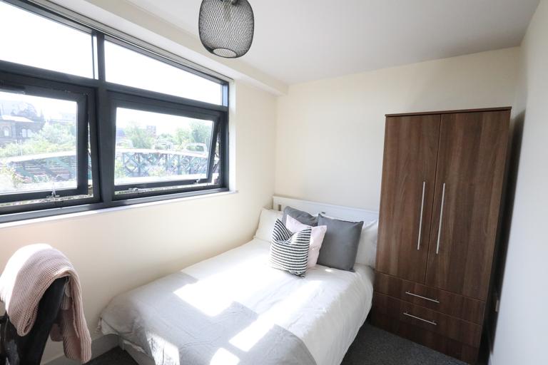 Half Moon Lane, Gateshead, Newcastle, NE8 2AN