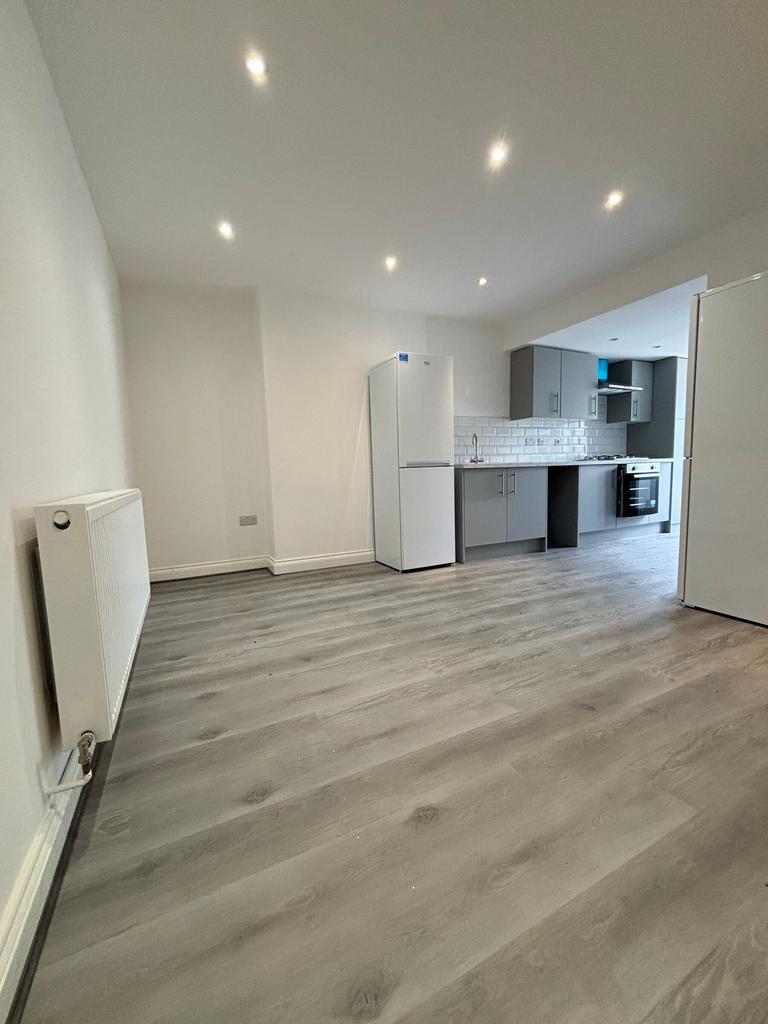 Park Drive, Ealing, London, W3 8NA