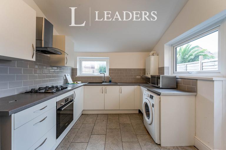 5 bedroom house for rent Bradford Road, Portsmouth, PO5 1AA UniHomes