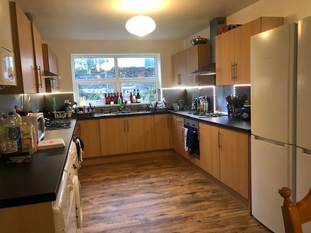 Gwydr Crescent, Uplands, Swansea, SA2 0AB