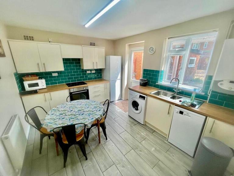 South Park Avenue, Eaton, Norwich, NR4 7AX