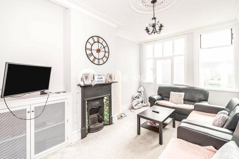 5 bedroom house for rent Aston Road, Portsmouth, PO4 9BH UniHomes