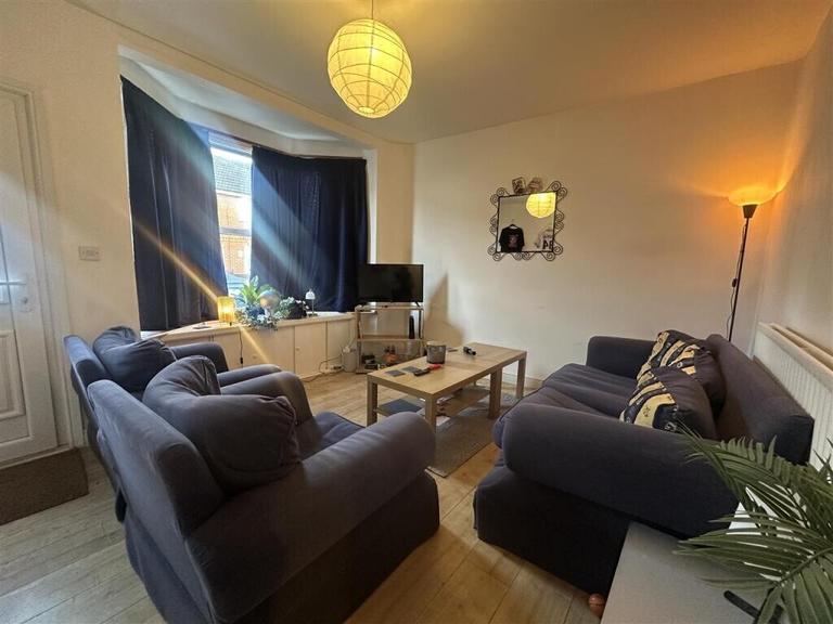 Earls Road, Portswood, Southampton, SO14 6TZ