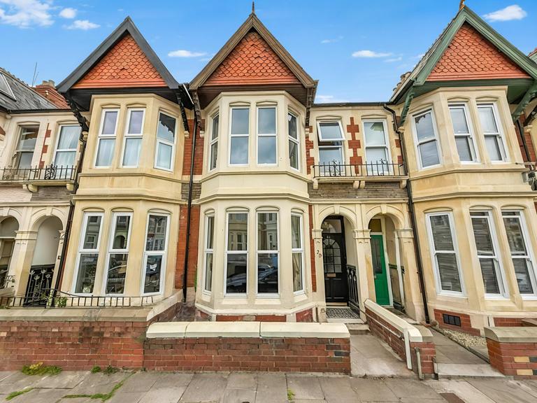 Heathfield Road, Heath, Cardiff, CF14 3JY