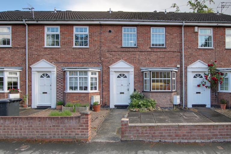 Clarendon Park Road, Clarendon Park, Leicester, LE2 3AD