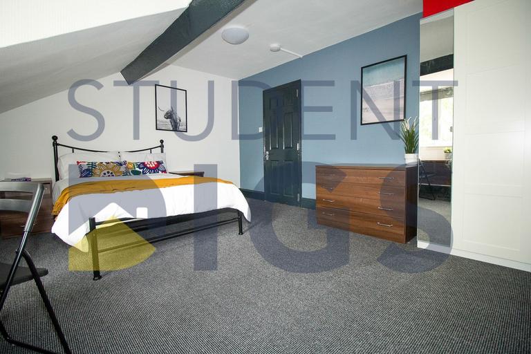 Westcotes Drive, Westcotes, Leicester, LE3 0QT