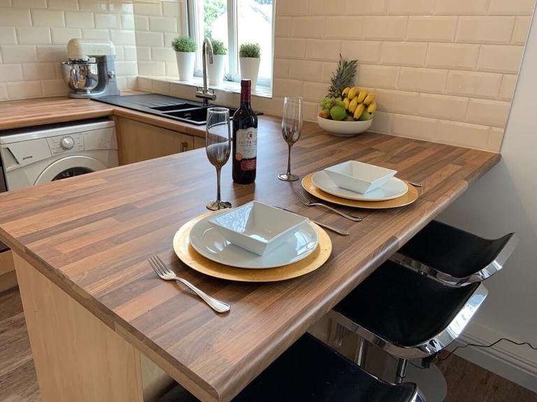 Crookes Road, Broomhill, Sheffield, S10 5BA