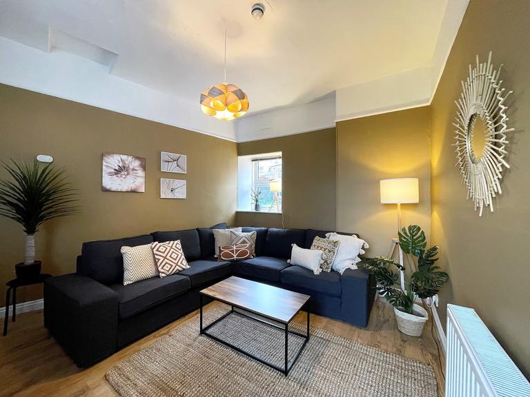 Upperthorpe, Crookesmoor, Sheffield, S6 3NE