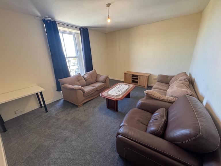 Step Row, West End, Dundee, DD2 1AH