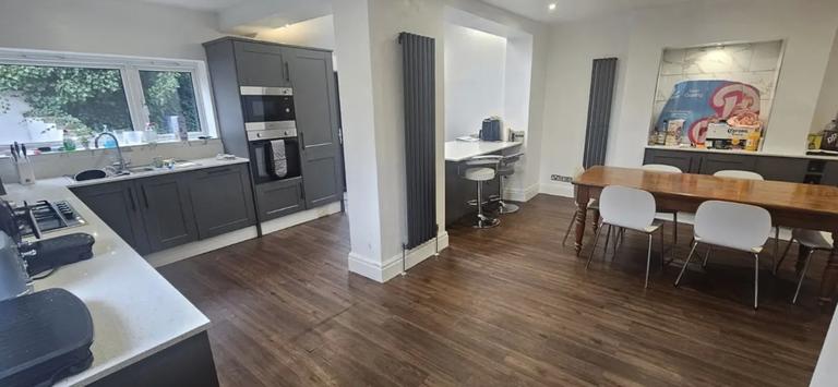 St. Chads View, Headingley, Leeds, LS6 3QA