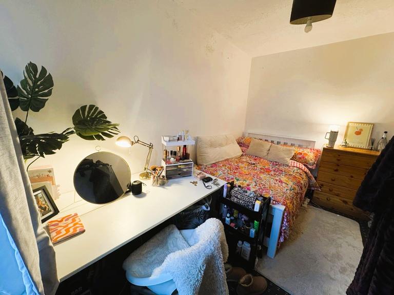 Rothesay Avenue, Lenton, Nottingham, NG7 1PW