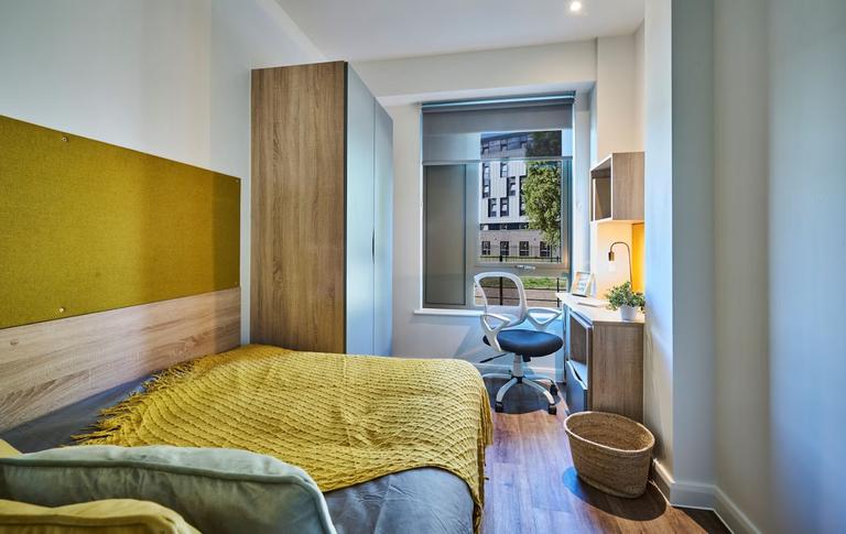 Deakins Place, Lenton, Nottingham, NG7 3FT