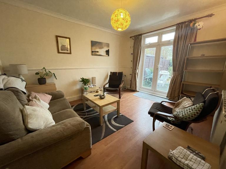 Green Road, Winton, Bournemouth, BH9 1EA