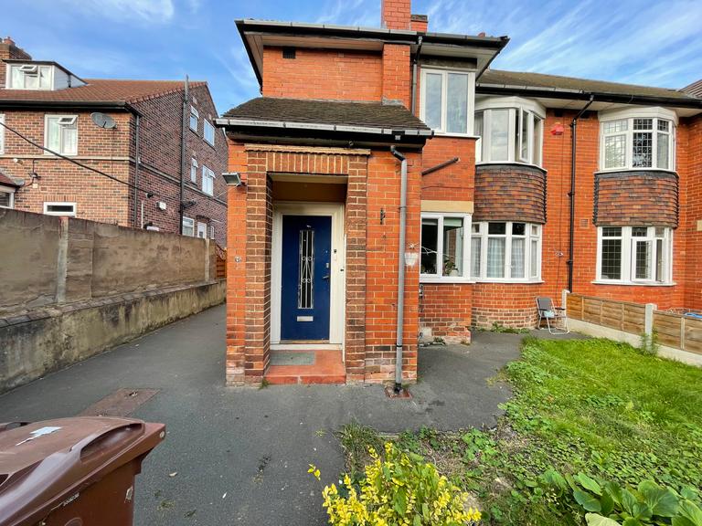 4 bedroom house for rent St. Chads Drive, Leeds, LS6 3PZ UniHomes