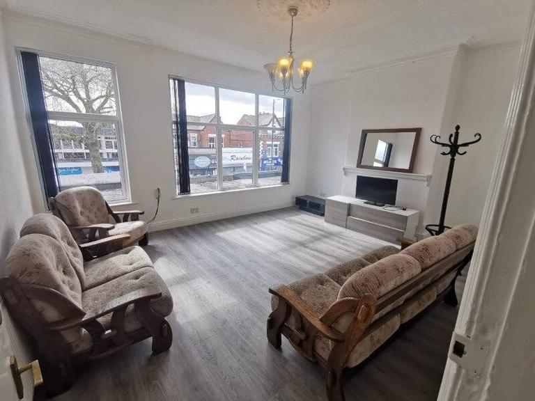 4 bedroom apartment for rent Wilbraham Road, Manchester, M21 0AS UniHomes