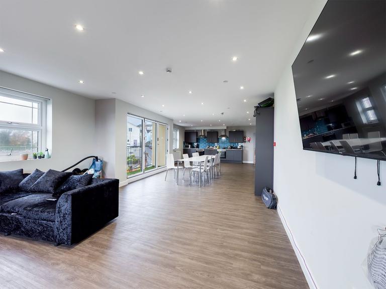 King Edward's Road, Brynmill, Swansea, SA1 4LX