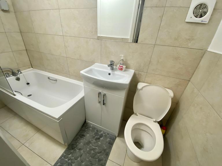 Gregory Avenue, Lenton, Nottingham, NG7 2EQ