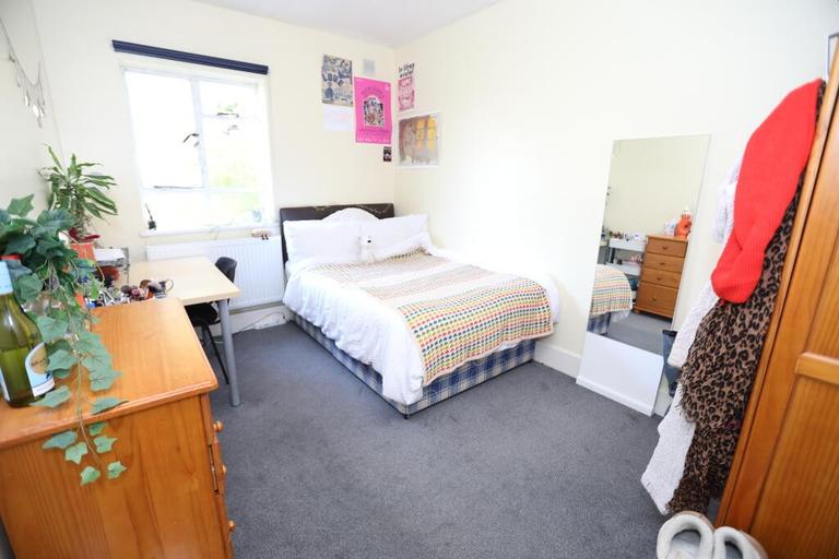 Redland Hill, Redland, Bristol, BS6 6UU