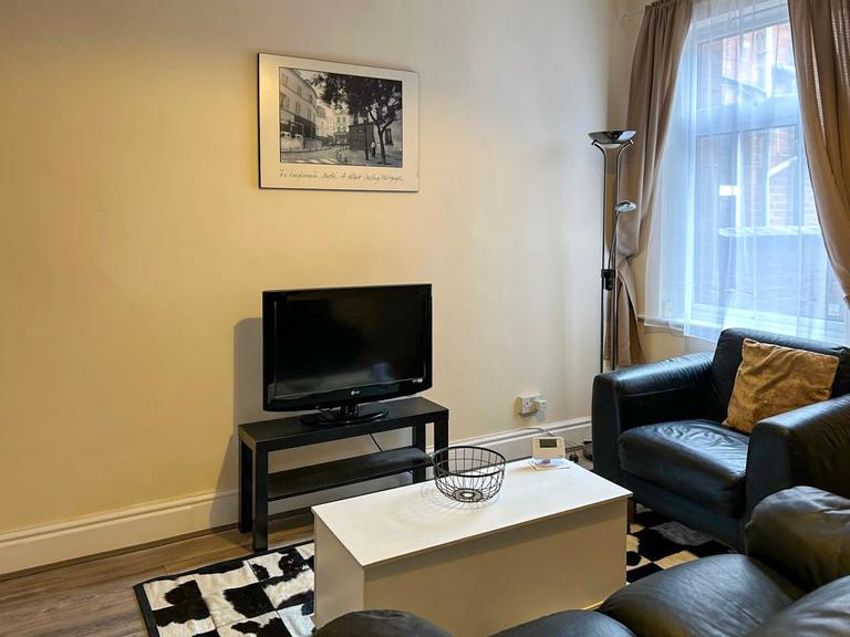 Welford Road, Clarendon Park, Leicester, LE2 6BH