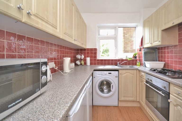 Wellington Road, Elm Grove, Brighton, BN2 3AZ Wellington Road, Elm Grove, Brighton, BN2 3AZ