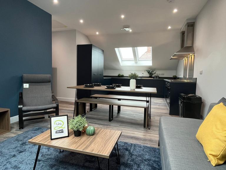 Wollaton Road, Beeston, Nottingham, NG9 2NG